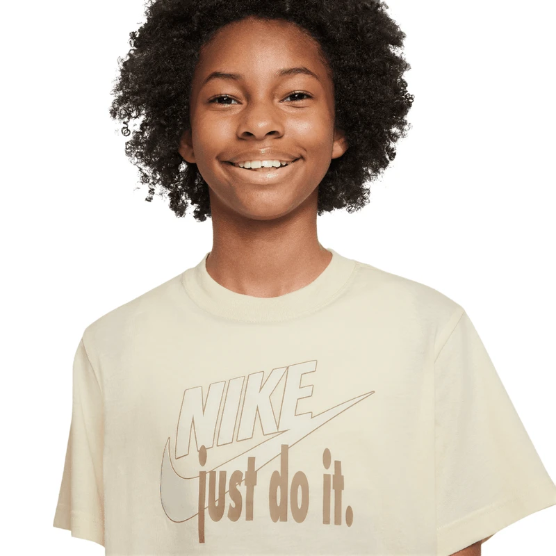 Nike Sportswear T-Shirt - Youth 5 Nike Sportswear T-Shirt - Youth - Image 3