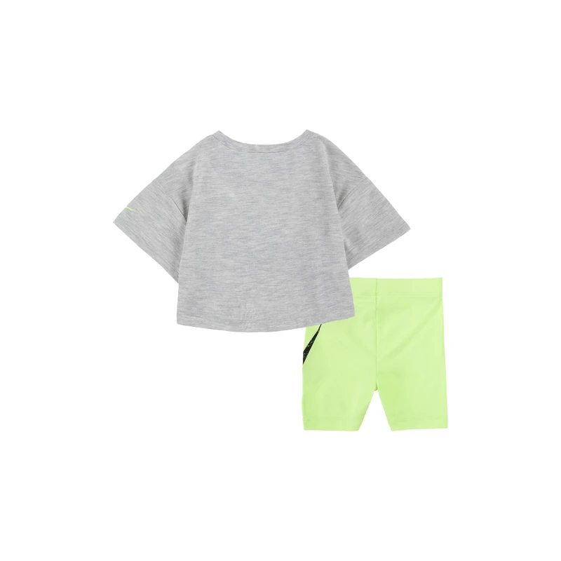 Nike Boxy T-Shirt And Short Set - Girls' 6 Nike Boxy T-Shirt And Short Set - Girls' - Image 4