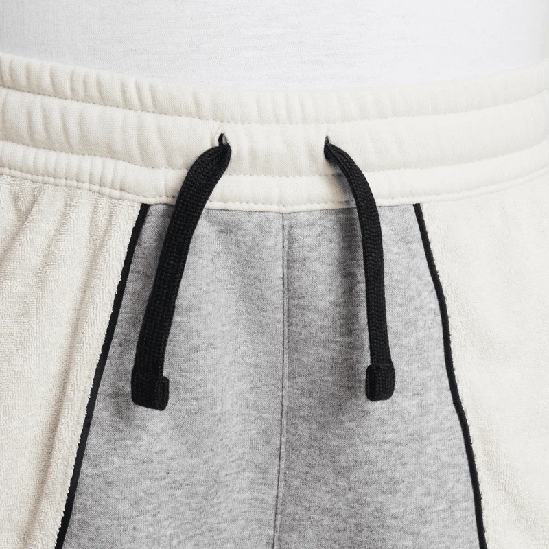 Nike Sportswear Amplify Short - Boys' 7 Nike Sportswear Amplify Short - Boys' - Image 5