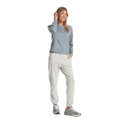 Vuori Long-Sleeve Halo Crew - Women's