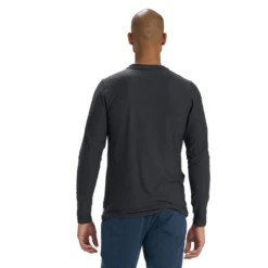 Vuori Long-Sleeve Strato Tech Tee - Men's -Aerelle Style Shop 995825 800 auto